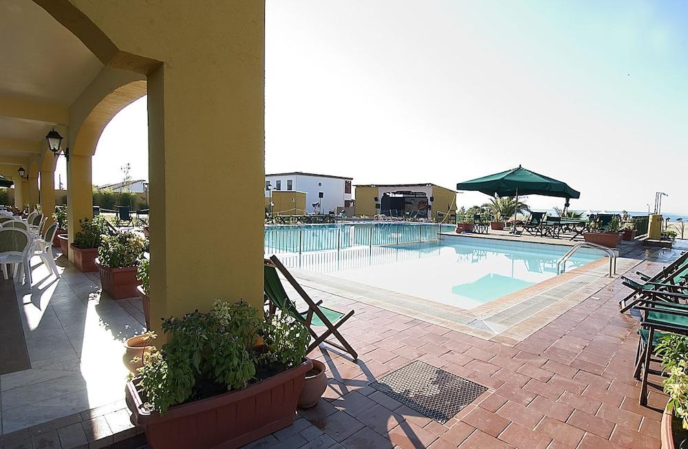 Marina Del Marchese Beach Resort Botricello Luaran gambar