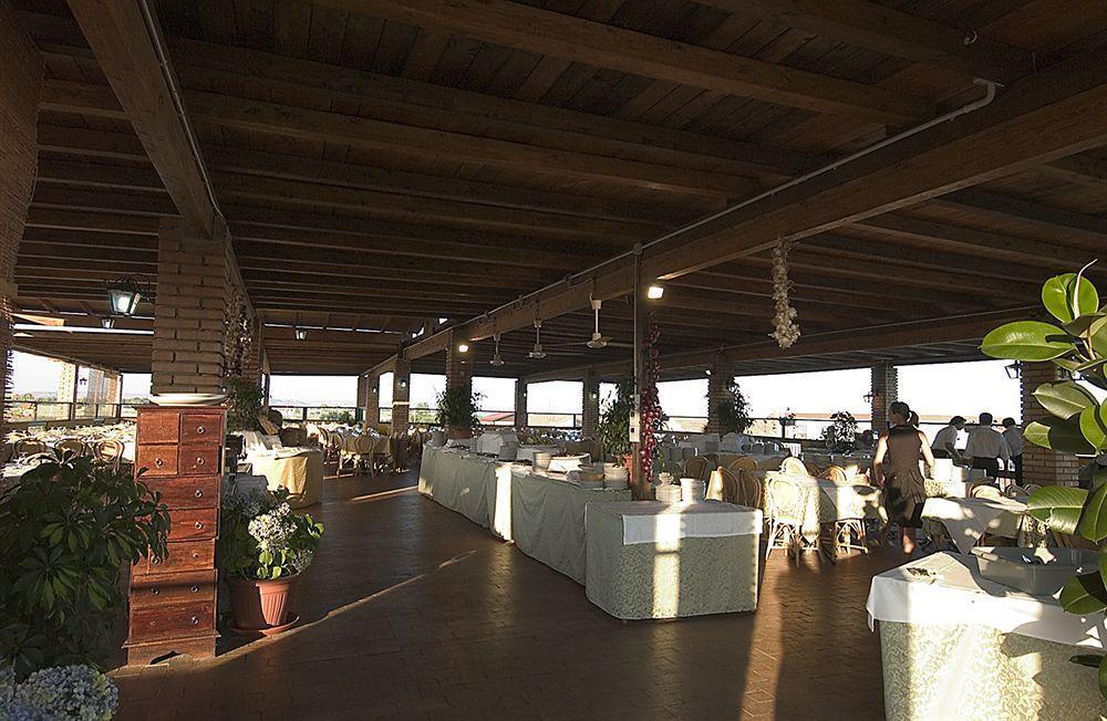 Marina Del Marchese Beach Resort Botricello Luaran gambar