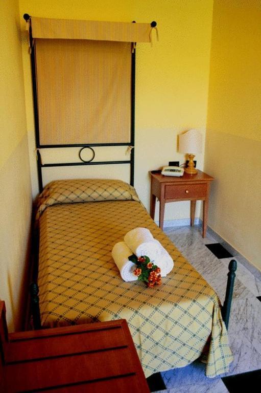 Marina Del Marchese Beach Resort Botricello Luaran gambar