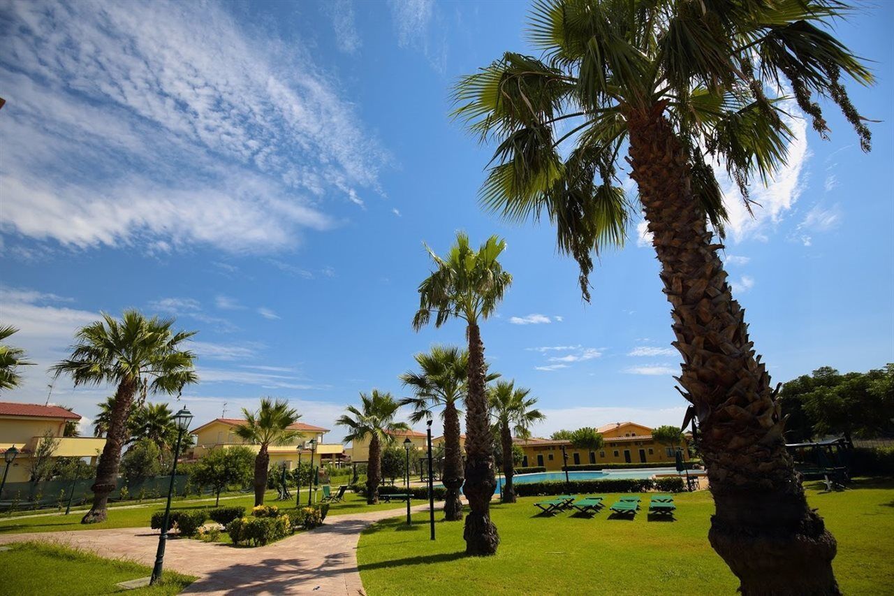 Marina Del Marchese Beach Resort Botricello Luaran gambar